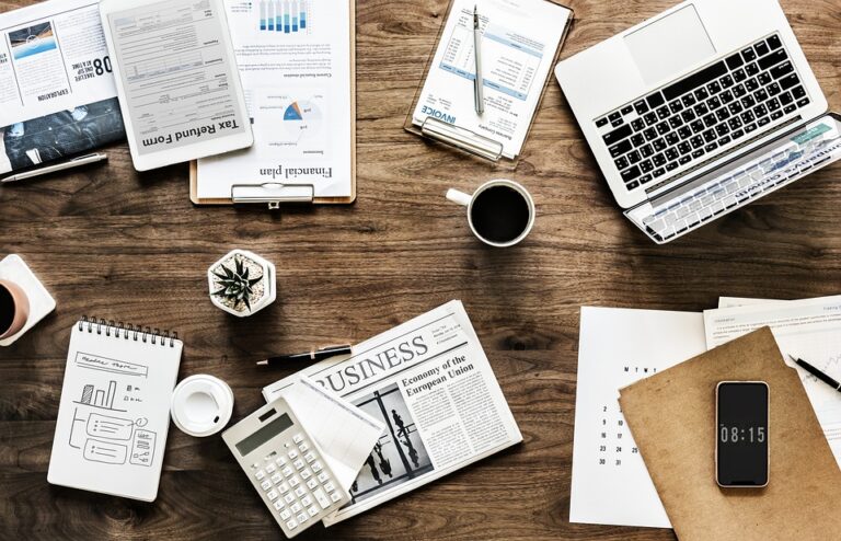 Fast Digital Skills You Can Learn Using Just Your Smartphone