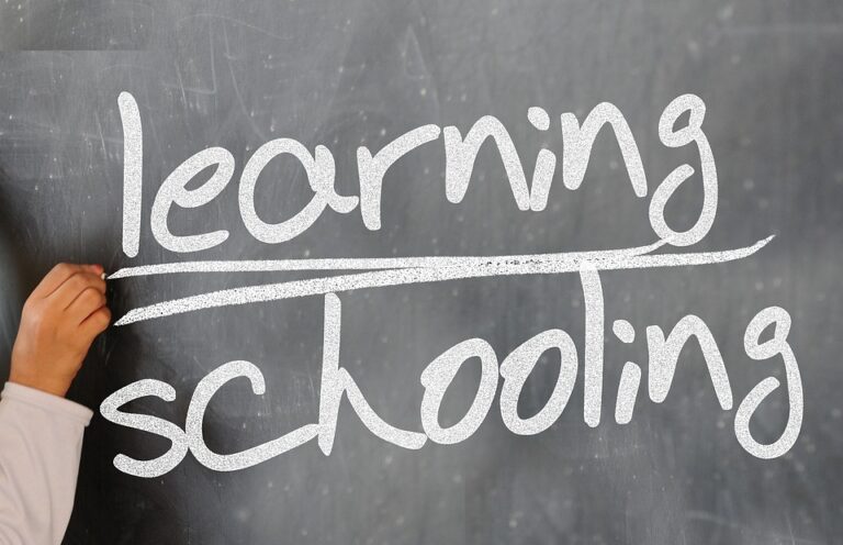 How to Secure Undergraduate Scholarships Abroad Without Stress