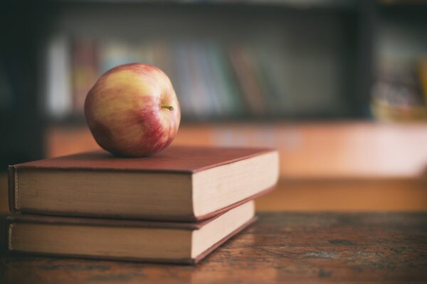 Top 10 scholarships in the UK for PhD students in science