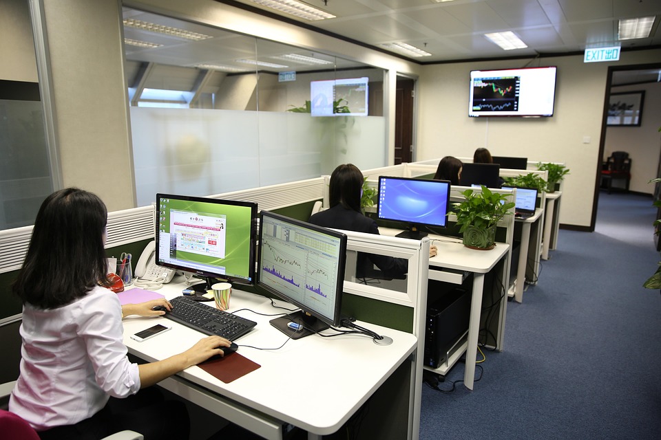 Apply for warehouse jobs in United Kingdom with accommodation